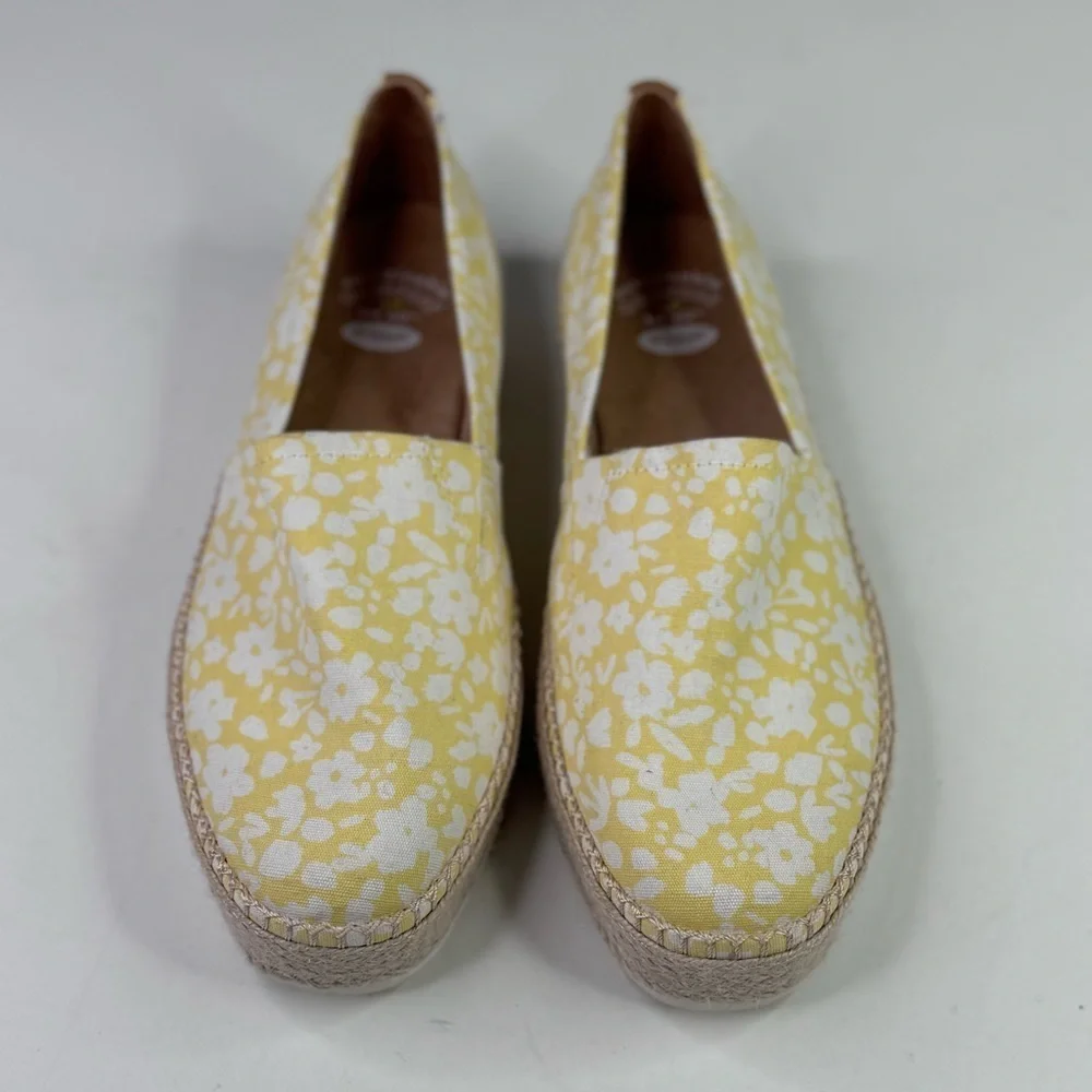 Dr. Scholl's Sunray platform espadrille slip on shoes yellow white flowers 8